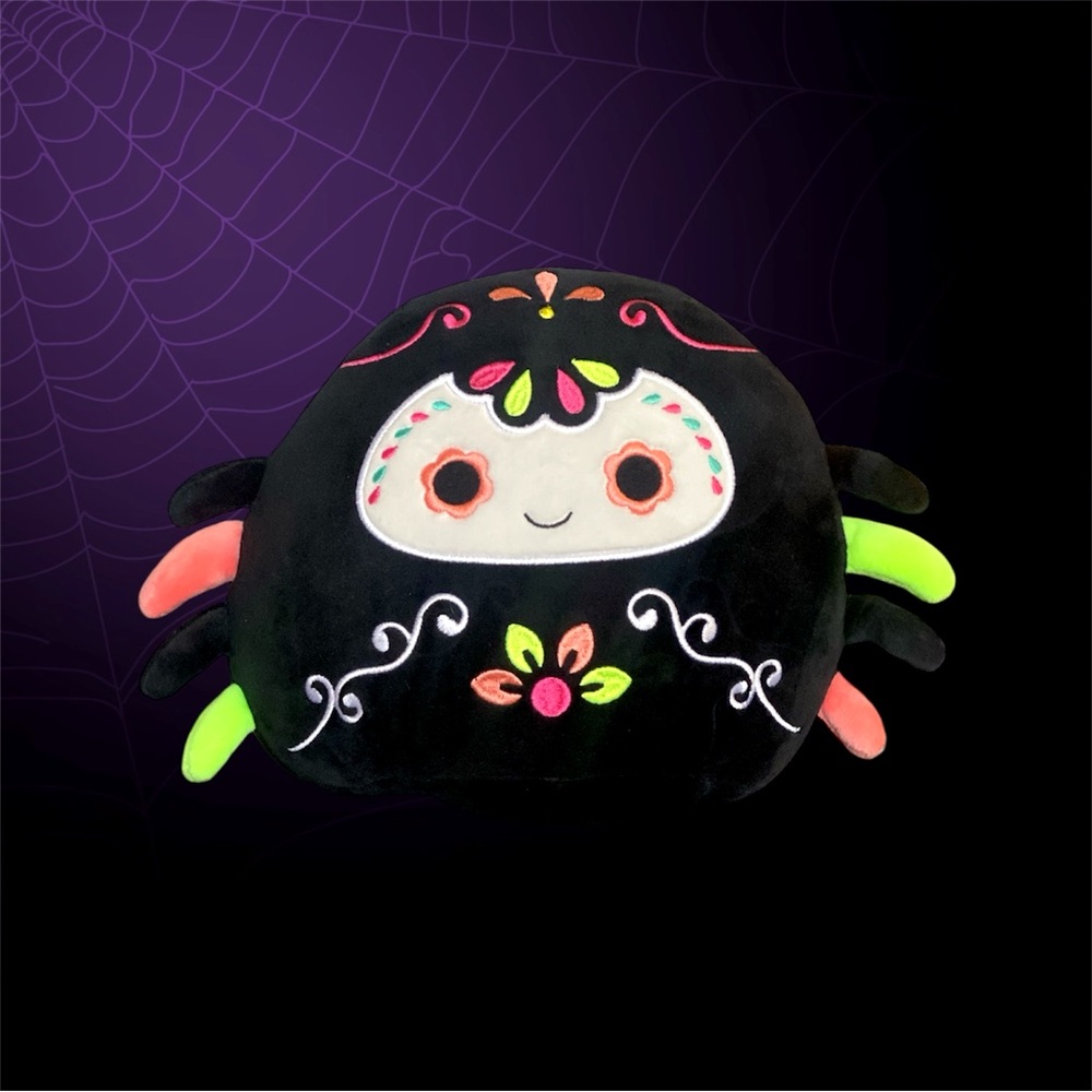 Squishmallow Gjemail The Black Spider 2022 Halloween Day of the Dead Squad